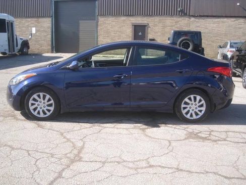 Used 2013 Hyundai Elantra GLS FWD image 8
