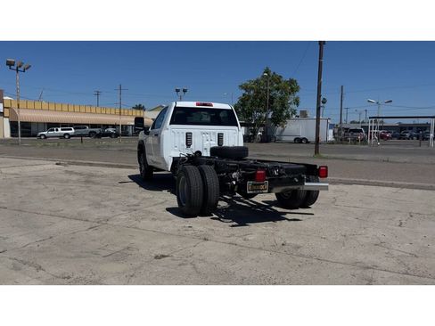 New 2026 GMC Sierra 3500 Pro w/ Convenience Package RWD image 9