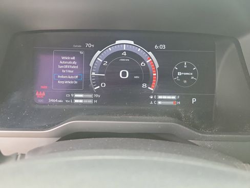 Used 2025 Toyota Tundra Limited image 27