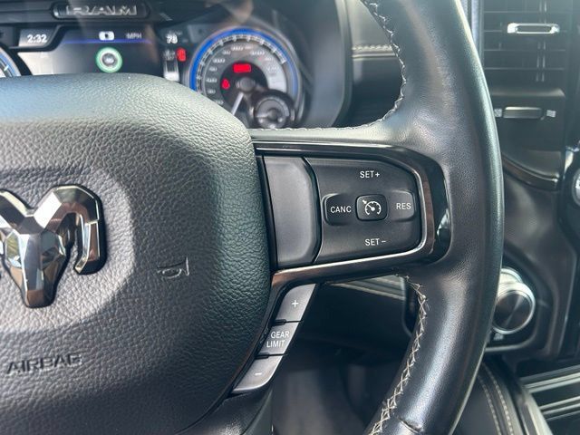 Used 2022 RAM 1500 Limited w/ Off-Road Group AWD/4WD image 17