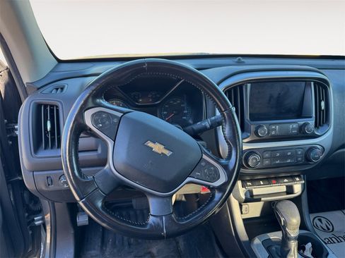 Used 2022 Chevrolet Colorado LT w/ Fleet Safety Package image 12