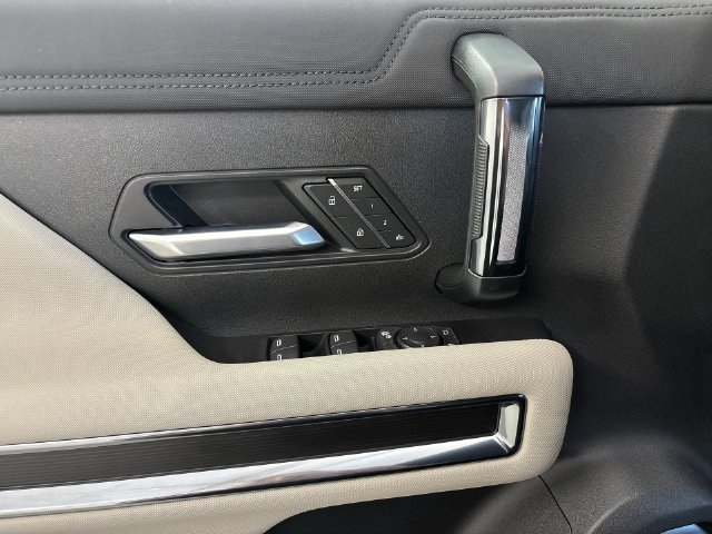 Certified 2026 GMC Hummer EV SUV AWD/4WD image 25