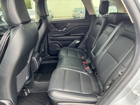 Used 2023 Lincoln Corsair FWD w/ Equipment Group 101A image 14