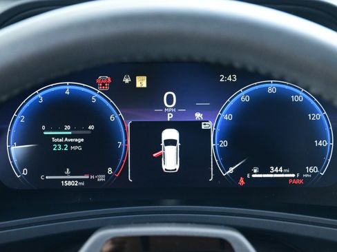 Used 2025 Toyota Grand Highlander AWD image 25