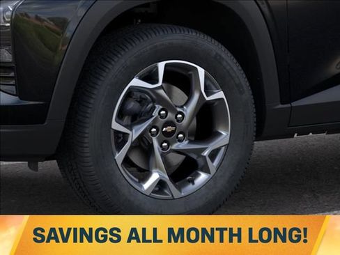 New 2026 Chevrolet Trax LT w/ Driver Confidence Package FWD image 9