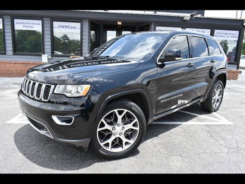 Used 2018 Jeep Grand Cherokee Limited AWD/4WD image 1