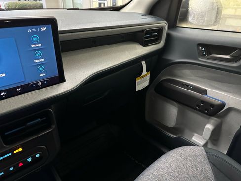 New 2026 Ford Maverick XLT image 29