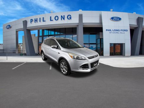 Used 2015 Ford Escape Titanium w/ Equipment Group 301A AWD/4WD image 7
