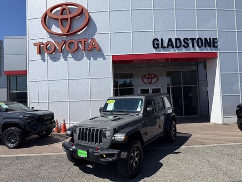 Used 2018 Jeep Wrangler Unlimited Rubicon AWD/4WD image 1