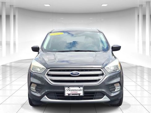 Used 2017 Ford Escape SE FWD image 5