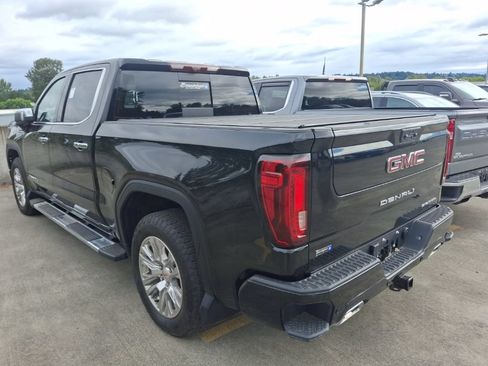 Used 2024 GMC Sierra 1500 Denali w/ Technology Package AWD/4WD image 7