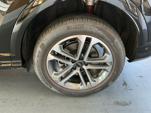 Certified 2025 Audi Q5 Premium Plus w/ Premium Plus image 26