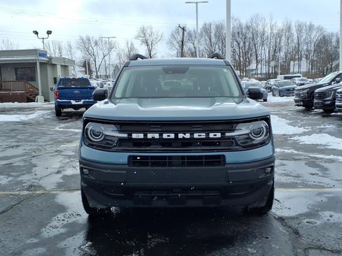 Used 2023 Ford Bronco Sport Outer Banks image 2