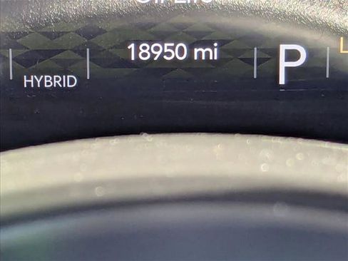 Used 2024 Jeep Wrangler Unlimited w/ Convenience Group AWD/4WD image 11