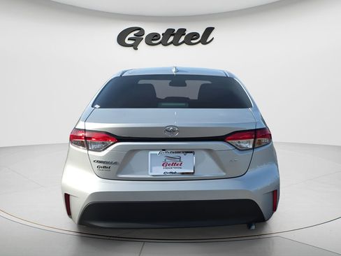 Used 2025 Toyota Corolla LE FWD image 6