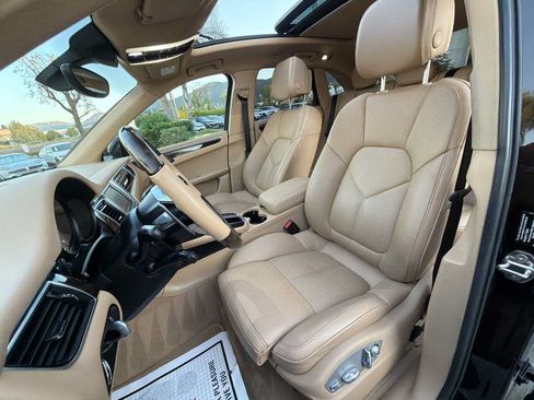Used 2016 Porsche Macan S AWD/4WD image 19