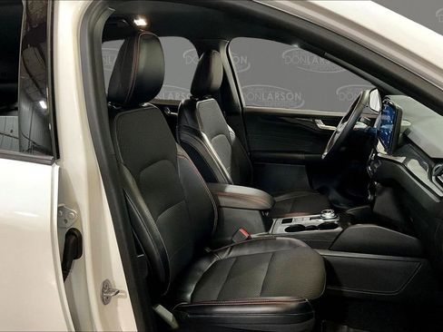 Certified 2023 Ford Escape ST-Line Select w/ Tech Pack #2 AWD/4WD image 15