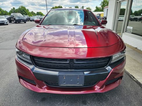 Used 2019 Dodge Charger SXT AWD/4WD image 9