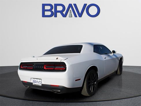 Used 2022 Dodge Challenger GT image 5