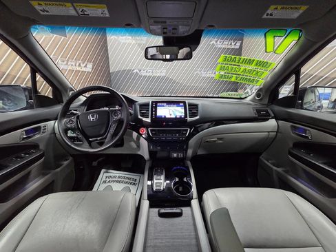 Used 2017 Honda Pilot Touring image 20