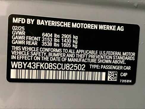 Certified 2025 BMW i5 M60 AWD/4WD image 32