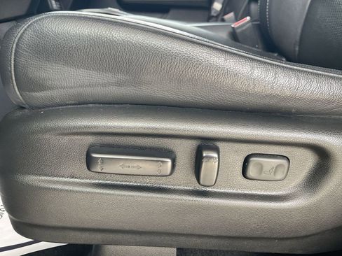 Used 2022 Honda Pilot Elite image 12