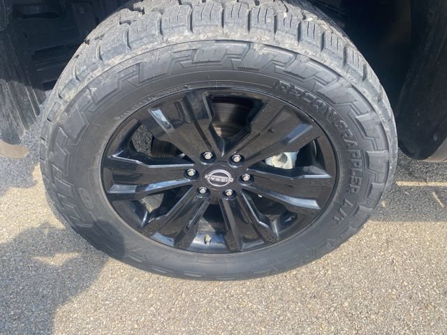Used 2024 Nissan Titan PRO-4X w/ Pro-4x Convenience Package AWD/4WD image 10