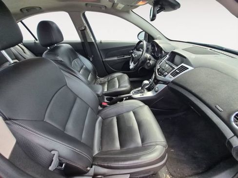 Used 2016 Chevrolet Cruze LT w/ Sun, Sound and Sport Package FWD image 14