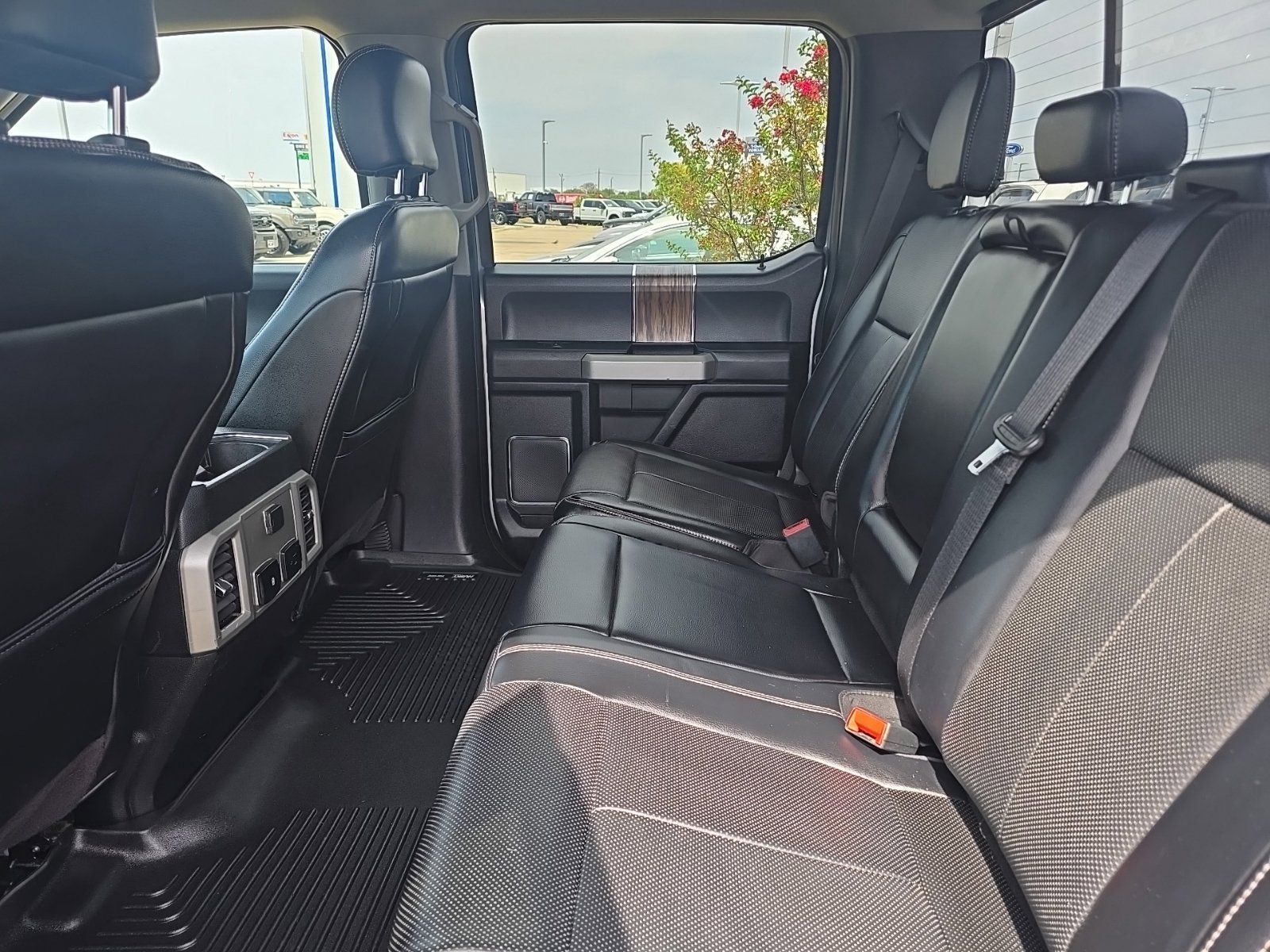 Used 2018 Ford F150 Lariat AWD/4WD image 14