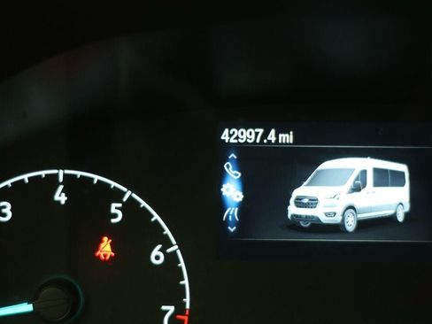 Used 2023 Ford Transit 350 XLT RWD image 11