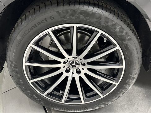 Certified 2025 Mercedes-Benz GLS 450 4MATIC w/ Pinnacle Trim Package image 19