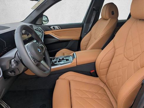 Used 2026 BMW X5 xDrive40i w/ M Sport Package AWD/4WD image 4