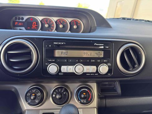 Used 2008 Scion xB image 27