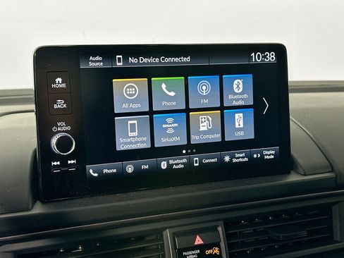 Used 2025 Honda Pilot TrailSport image 19