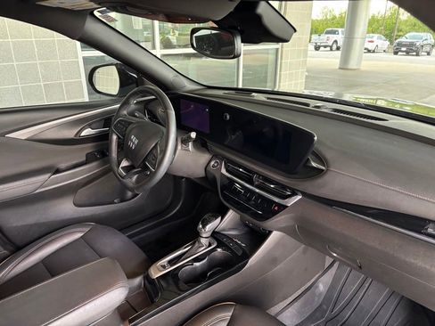 Used 2024 Buick Envista Avenir FWD image 10