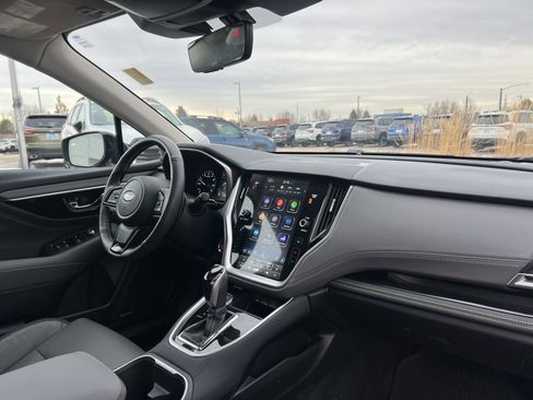 Used 2025 Subaru Outback Onyx Edition w/ Popular Package #2 image 16