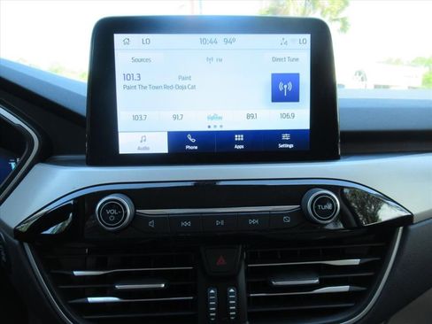 Used 2022 Ford Escape SEL w/ Technology Package FWD image 26