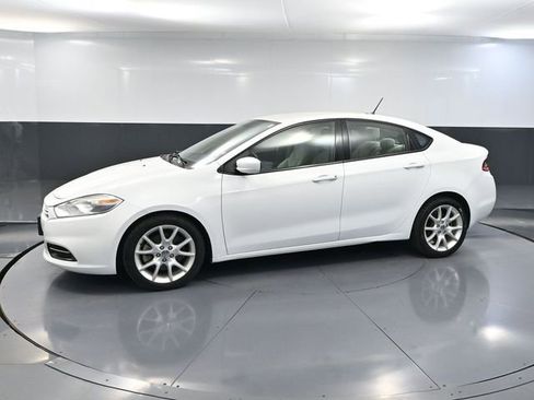 Used 2013 Dodge Dart SXT w/ Popular Equipment Group FWD image 9