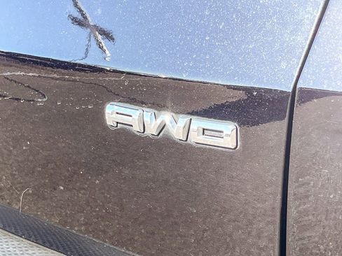 Used 2021 Ford Escape SE w/ SE Sport Appearance Package image 9