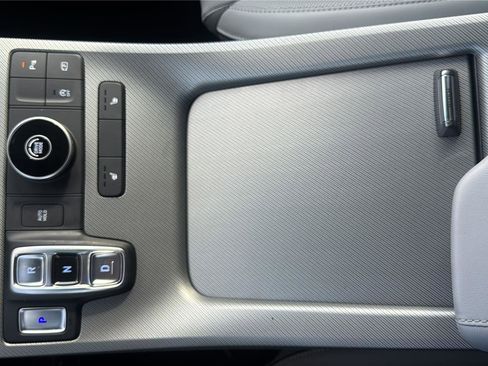 Used 2025 Hyundai Palisade SEL image 20