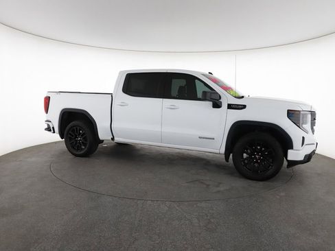 Used 2024 GMC Sierra 1500 Elevation w/ X31 Off-Road Package AWD/4WD image 15