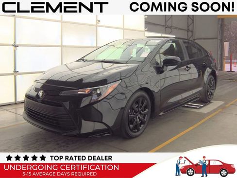 Used 2025 Toyota Corolla LE image 1