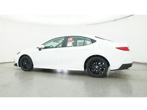 New 2026 Toyota Camry SE image 20