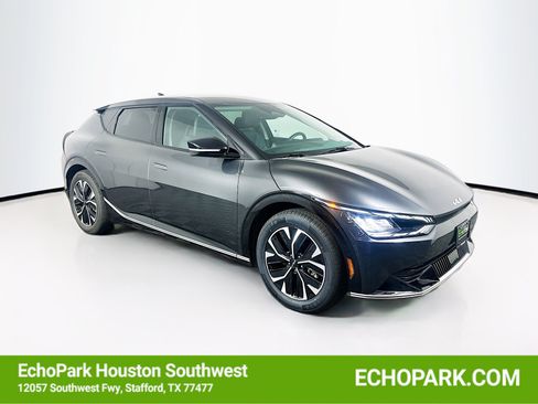 Used 2023 Kia EV6 Wind RWD image 1