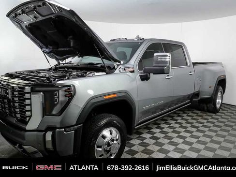 New 2026 GMC Sierra 3500 Denali w/ Denali Reserve Package image 33