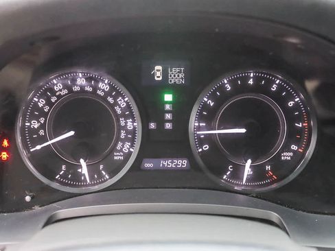 Used 2010 Lexus IS 350C image 22