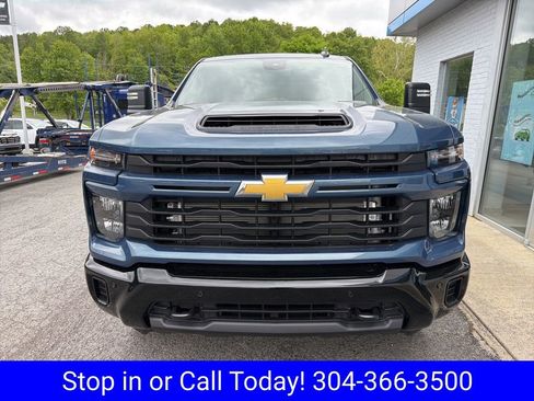 New 2026 Chevrolet Silverado 2500 Custom w/ Custom Value Package AWD/4WD image 2
