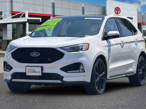 Used 2019 Ford Edge ST w/ Canadian Touring Package AWD/4WD image 8