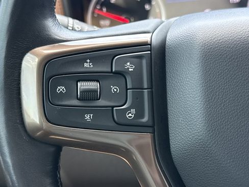 Used 2019 Chevrolet Silverado 1500 High Country w/ Technology Package AWD/4WD image 20