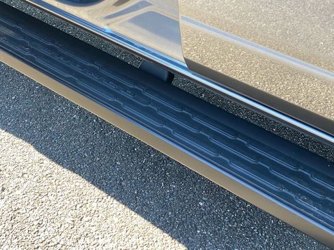 Used 2024 Ford Bronco Outer Banks image 23